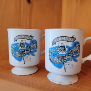 Set of 2 Vintage Pedestal Bermuda Mugs