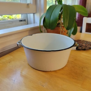 Vintage Enamelware Handled Large Pot, Black and White Basin