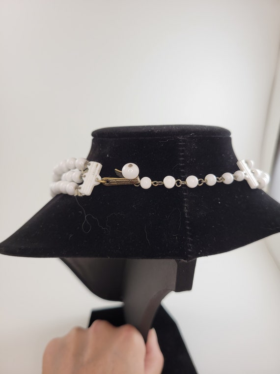 Vintage Japanese White Beaded Twist Necklace/Chok… - image 4