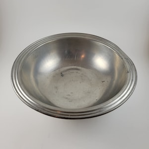 Vintage International Pewter Bowl