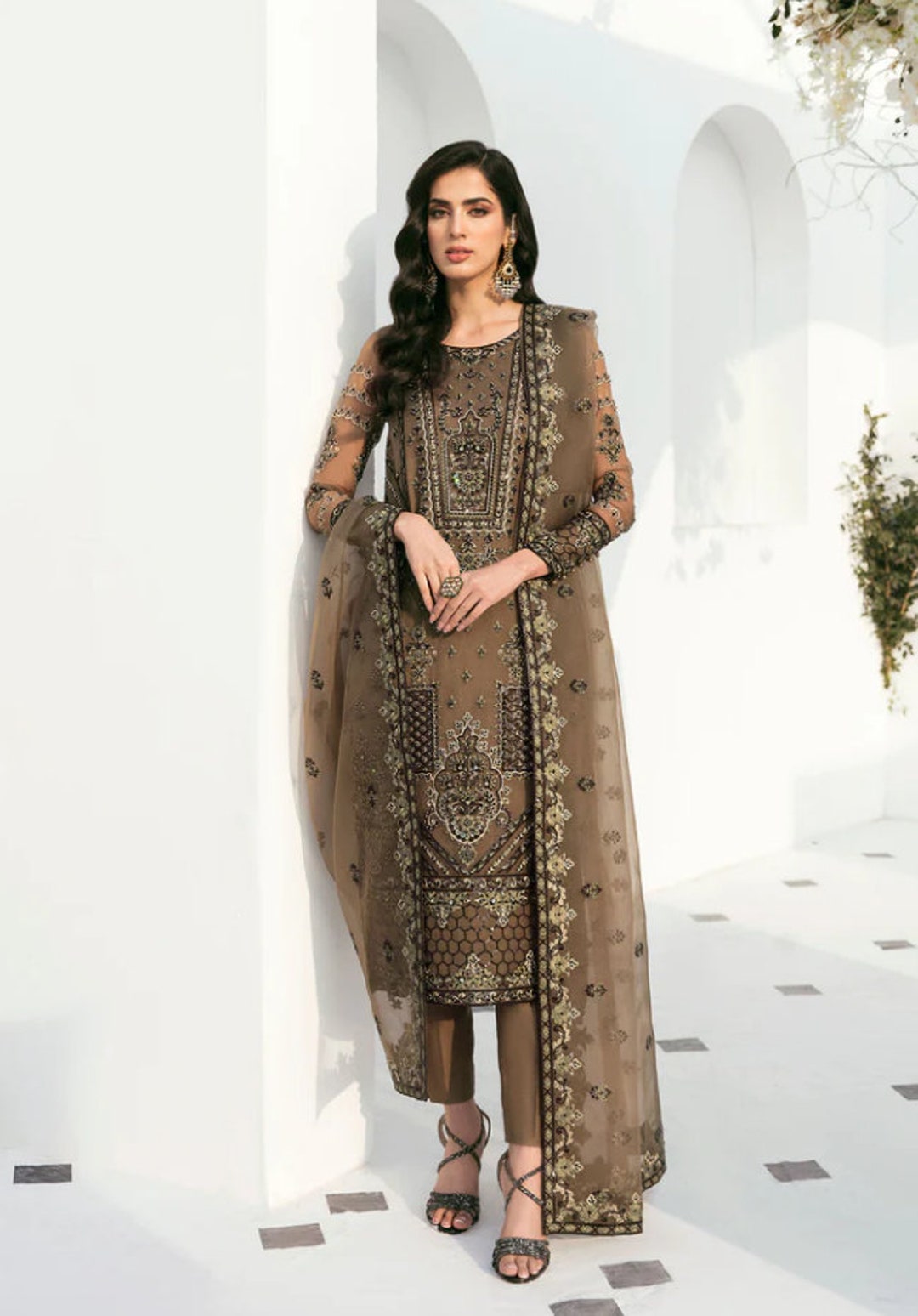 green emerald velvet dress Ramsha Pakistani Luxury Organza Dress main image 0