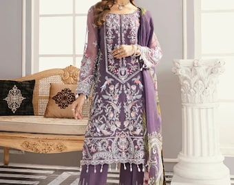 Vestido de organza bordado a mano: atuendo morado para boda pakistaní