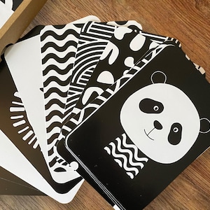 20 Baby Sensory Development Flash Cards, Set of High Contrast White Black Newborn Vision Flashcards, Baby Gift, Baby's First Christmas Gift