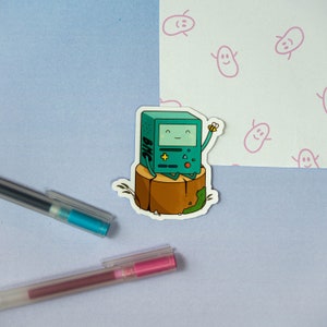 Pegatina BMO / Pegatina de vinilo brillante impermeable / Lindo / Hora de aventura / Dibujos animados