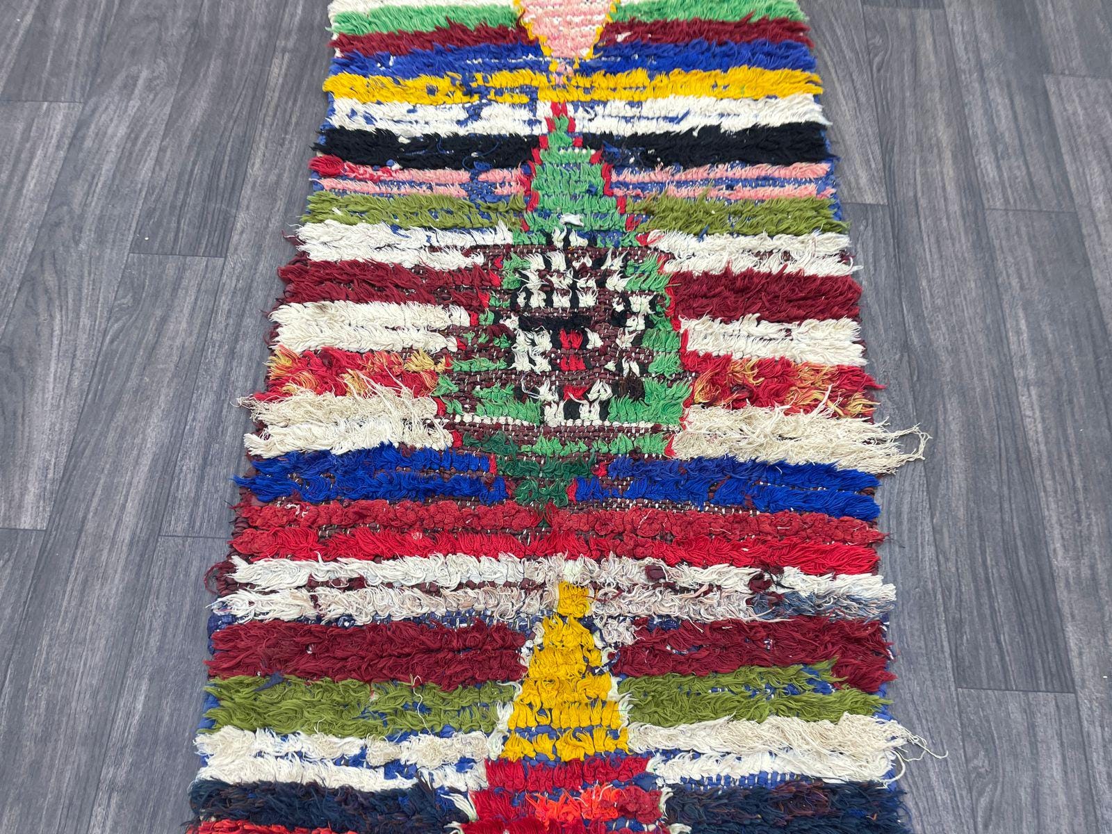 ハンドメイドウールラグランナー：ヴィンテージモロッコベルベルアジ