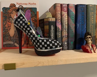 gold glitter vans womens