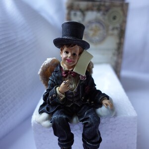 Boyds Bears and Friends - Tuxworth J Angelman 2E Shelf Sitter Figurine 2E/6915