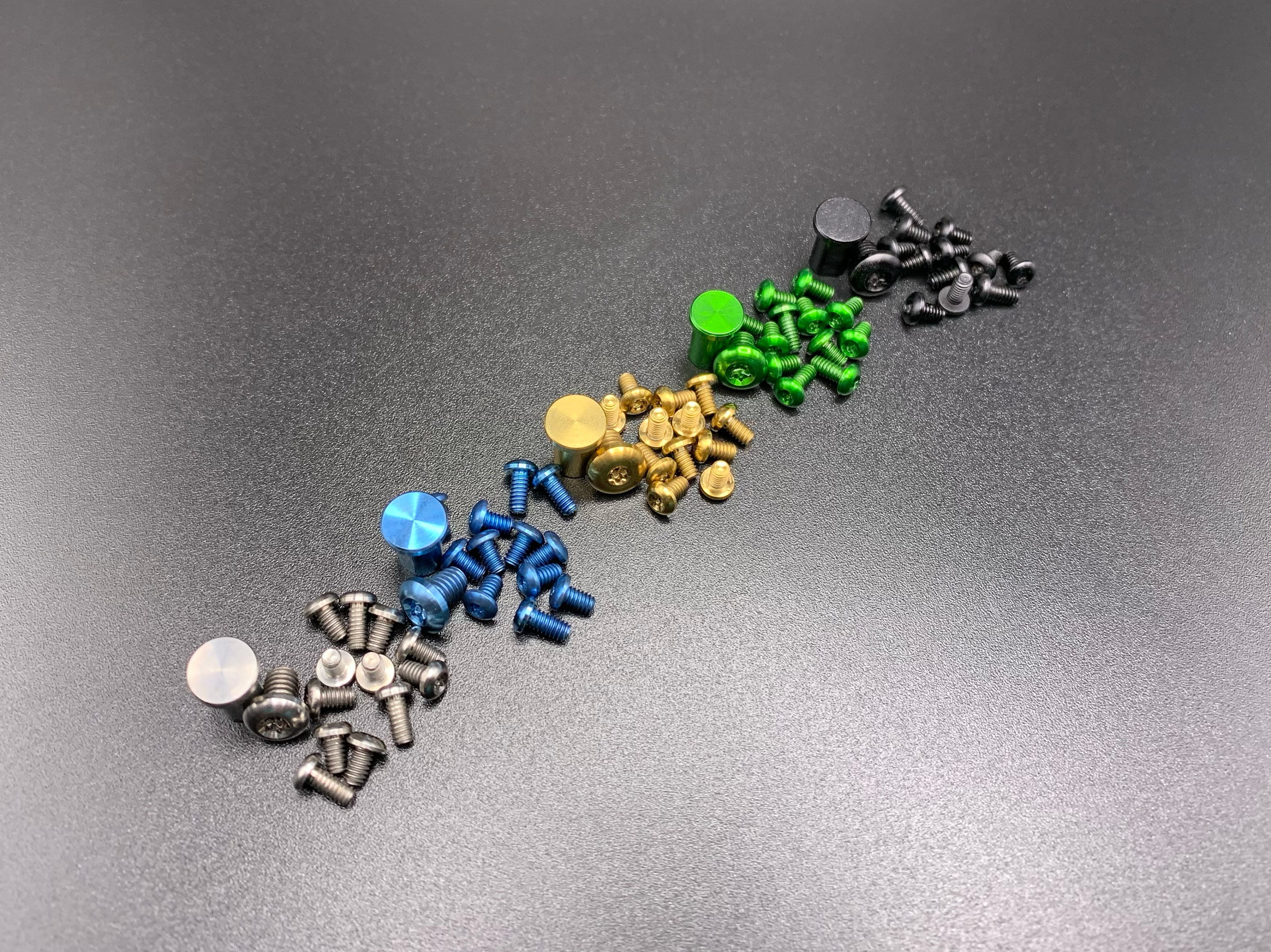 Benchmade Osborne 940-1 & 940-2 Titanium Hardware Screw Set - Etsy