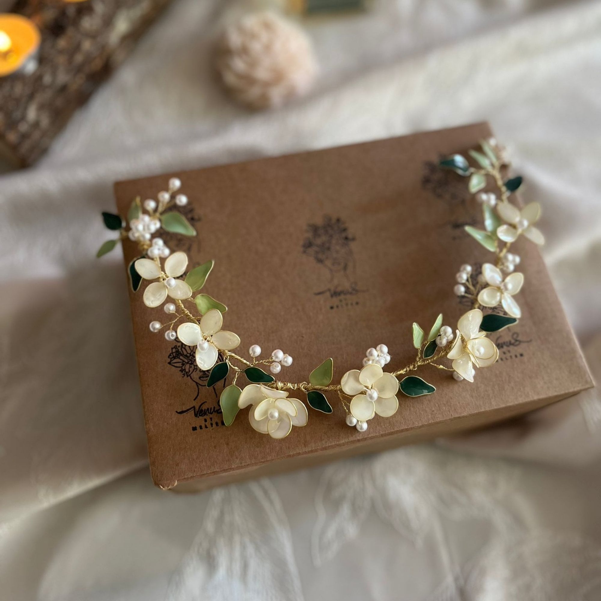 Bridal Headband with White Flowers, Green Leaf Gold Headpiece, Bridal Hair Piece Floral, Rustic Wedding Accessories, Gold Wedding Hair Vine