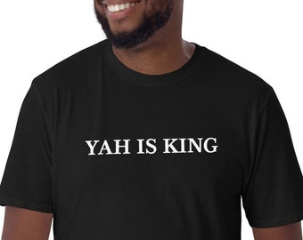 Yah ist König Shirt, Yah Shirt, YHWH Shirt, Yahweh Shirt, Yahuah Shirt, hebräisches israelitisches Shirt, König kommt Tshirt, Name Gottes Shirt