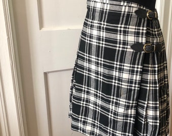 checkered skirt 90s