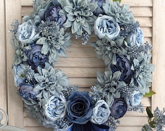 Corona floral azul – Decoración vintage para el hogar hecha a mano, 35 cm