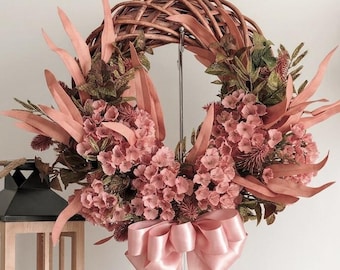 Corona floral rosa empolvado, guirnalda bohemia para todas las estaciones, decoración romántica para la puerta, regalo rústico para inauguración de casa.