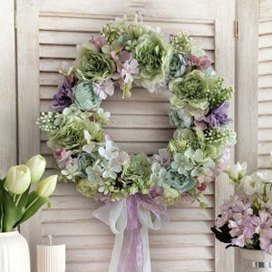 Mint and lavender delicate flower wreath, beautiful pastel garland for shaby interiors, great gift for woman, wedding wall decoration, 35cm