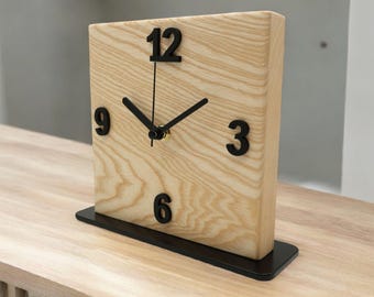 Kitchen clock, table clock made of ash, silent clockwork