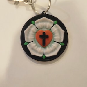 Religious Keychain, Christian Keychain, Belief Keychain, Faith Keychain, Memorial Keychain, Rose cross, Luthern cross