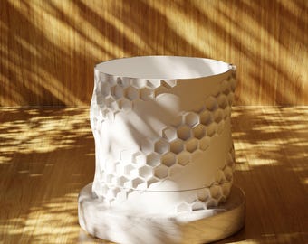 3D Printed Plant Pot: Modern Minimalist Planter with Drip Tray