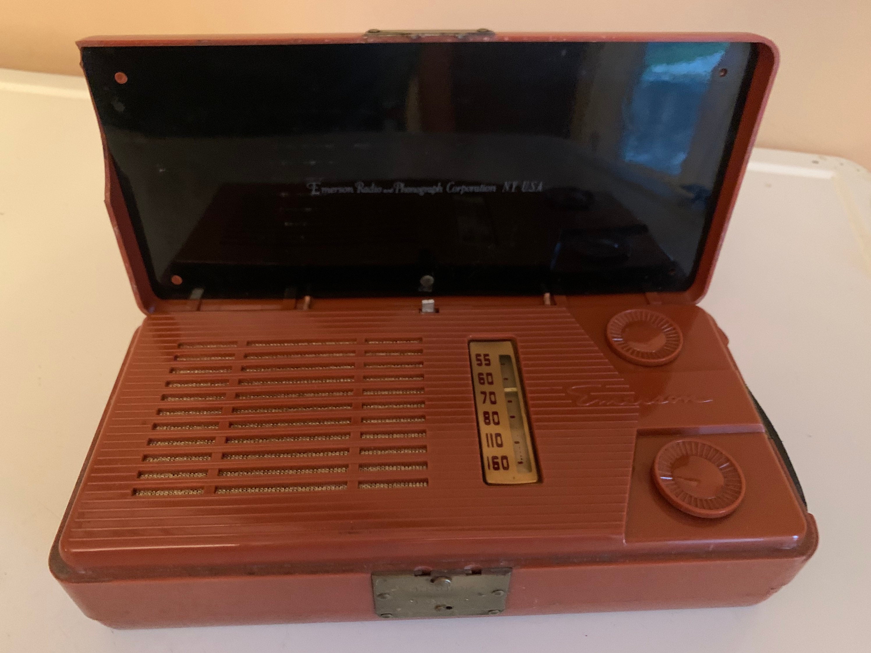 1950 Portable Emerson Vintage Radio WORKS Etsy