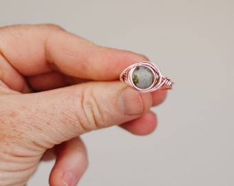 Wire wrapped swirl ring with stone; READY TO SHIP; wire wrapped jewelry; rose gold jewelry