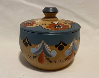 Ceramic Lidded PotUrn with Beautiful Hand Painted Rose design Sale 10/% off