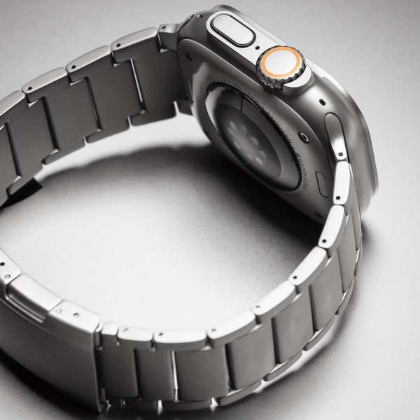 KORDIZ Titanium Band T01 (Max) - Kompatibel für Apple Watch ULTRA & ULTRA 2 (49mm) - Uhrenarmband aus Titan mit Doppelknopfverschluss