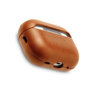Oil-Waxed Leather Case für AirPods Pro 3: Robuste Vintage Patina, Präzise Passform, Front LED sichtbar.