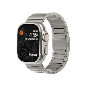Titanium Watch Band T02 Pro | Made for Apple Watch Ultra & Ultra 2 (49mm) | Magnetic Clasp | DLC Scratch Resistant | Grade 2 Titanium