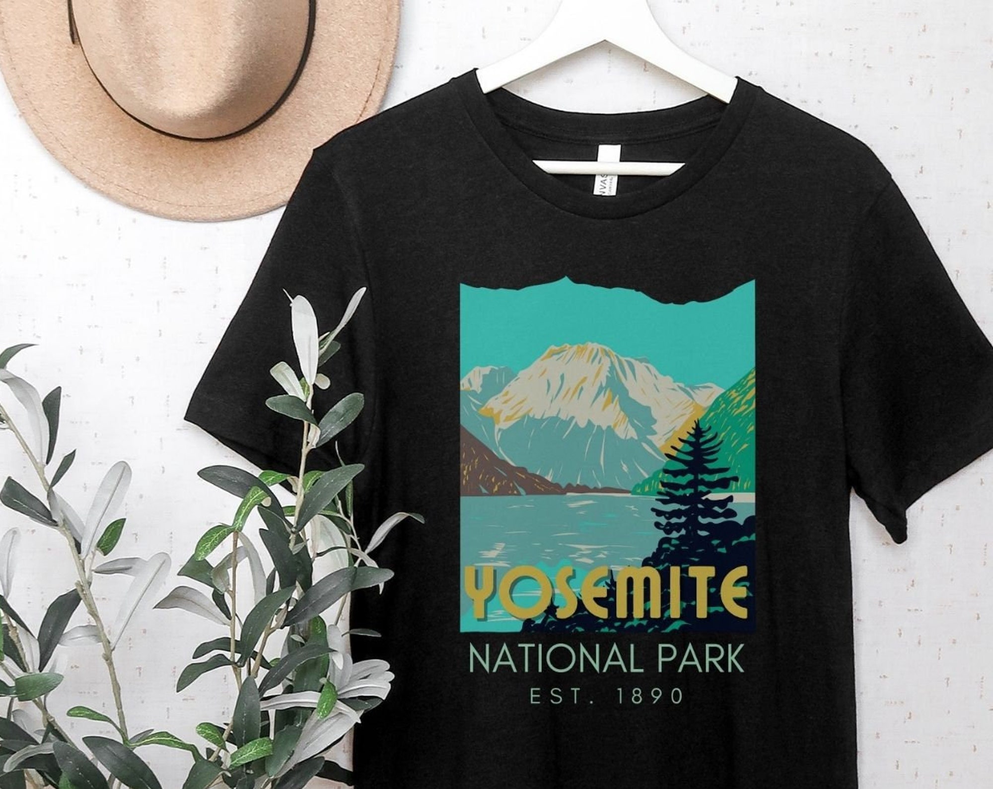 Discover Yosemite National Park Tshirt
