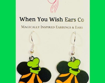 Goofy inspired dangle drop earrings, goofy earrings, goof troupe earrings, Mickey pal earrings, Disney dog earrings