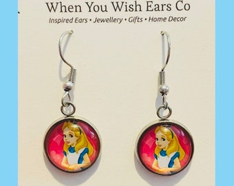 Alice in wonderland inspired dangle drop earrings, Alice in wonderland earrings, Alice earrings, Alice in wonderland gift