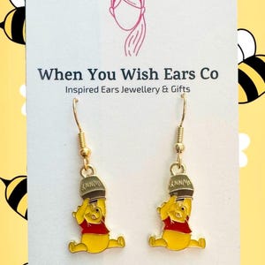 Zierliche Pooh Bär Ohrringe, Winnie Puuh Ohrringe, Pooh Bär Ohrringe, Winnie Puuh Geschenk, Pooh Honig Ohrringe