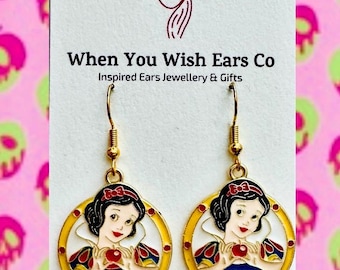 Snow White Earrings, princess earrings, snow white and the seven dwarfs earrings, Snow White gift, Snow White poison apple