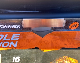 28-inch Blackstone ( 1 1/2 - Inch Deep Griddle WITH the Side Heat Vents Only) Accessory with the Rear Grease Management System