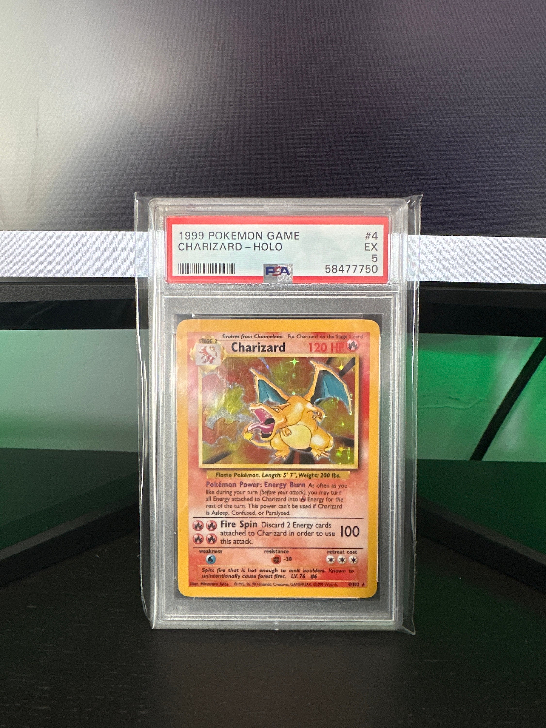 Charizard (4/102), Busca de Cards