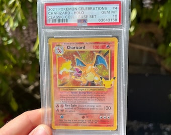 4/102 Charizard PSA Gem MT 10 Celebraciones
