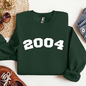 Custom Year Sweatshirt, Birth Year Sweatshirt, Birthday Sweatshirt, Birthday Gift for Women, Birthday Sweatshirt Gift, Gift for Dad Sweater