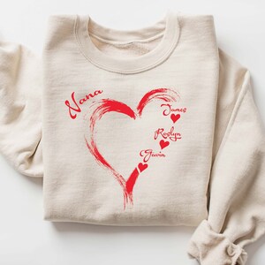 Custom Grandma Heart Sweatshirt, Custom Grandma Shirt, Grandma with kid names Sweater Hoodie, Grandma Sweatshirt Gifts, Christmas Gift shirt