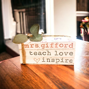 personalized-teacher-stacked-books-teacher-appreciation-gifts-teacher