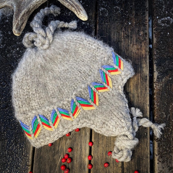 Lovikka Beanie Hat for Adults - Etsy Canada display picture 2