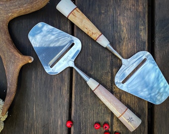 Reindeer Antler Cheese Slicer: Handmade Curly Birch Handle