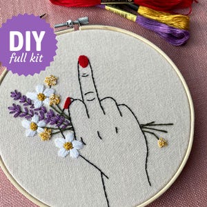 The Finger - Embroidery KIT: fabric, pattern, hoop, thread, needle & instructions (Middle finger, Fuck you, DIY, Wall art, Hand embroidery)