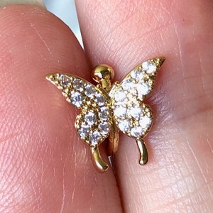 BEAUTIFUL Butterfly ear cuff, diamanté, fake piercing, butterfly earrings, animal earrings, amazing quality, available in Gold and Silver