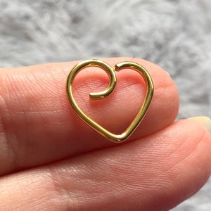 Tragus Heart, versatile ear cuff, flexible earring, ear slip on, no piercing jewellery, fake piercing, silver, gold or rainbow available