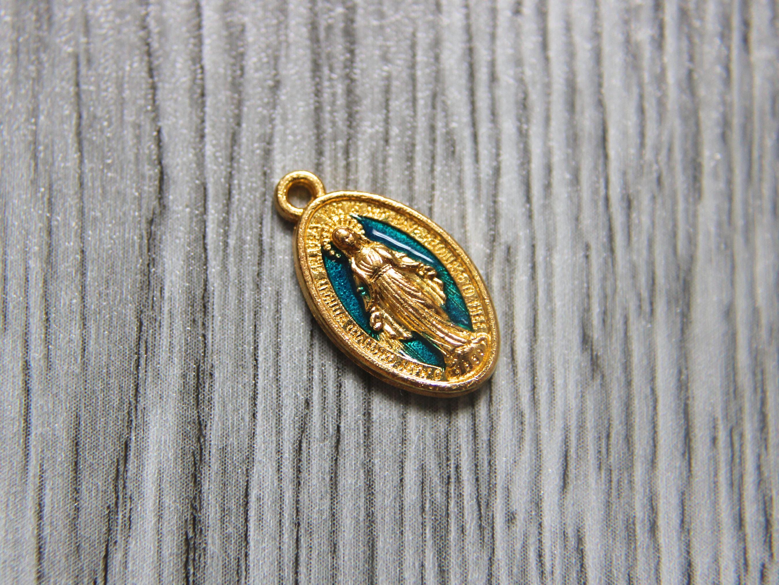 Médaille Miraculeuse Ovale 20 Mm Dorée – Émail Époxy – Fabriquée à Lourdes