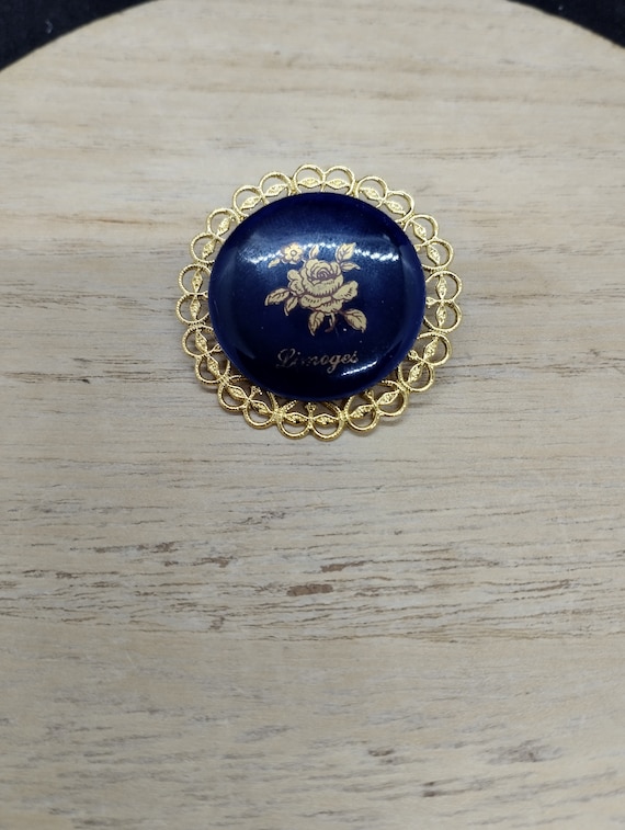 Limoges porcelain brooch 3.8 cm, vintage oven blu… - image 3