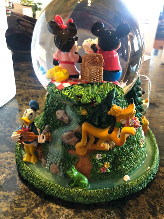 Mickey and Friends Picnic Day Musical Snow Globe - Etsy