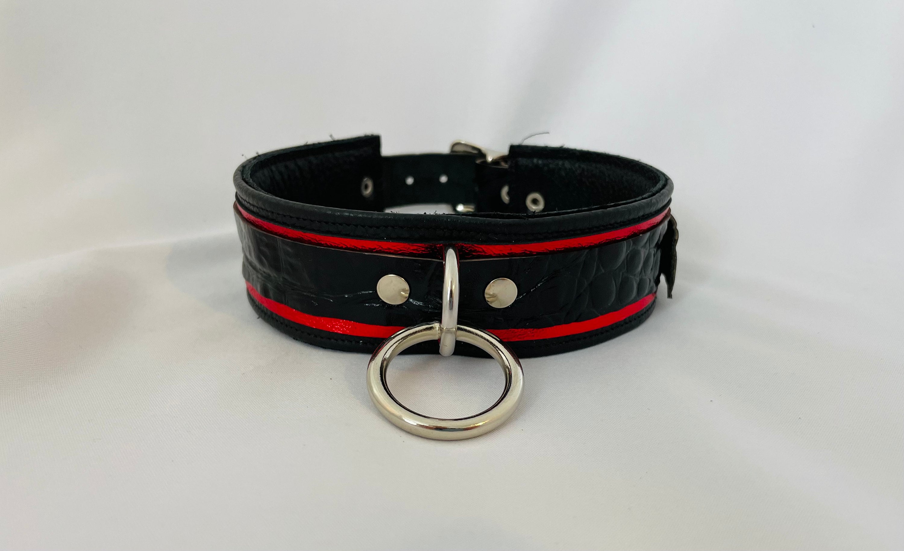Vampy Valentines luxury black and red leather collar, genuine leather, bdsm, leather o-ring choker by LoquaciousLeatherCo