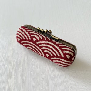 Handmade Lipstick Case - Vintage Floral Lipstick Case with Mirror - Vintage Kiss Lock Lipstick Case - Vintage Red Wave