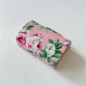 Handmade Floral Pink Lipstick Case: Double PU Leather Makeup Accessory