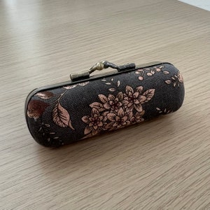 Handmade Lipstick Case - Vintage Floral Lipstick Case with Mirror - Kiss Lock Lipstick Case